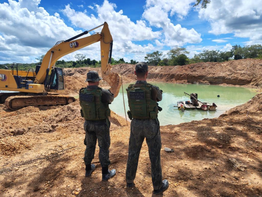 Companhia Ambiental da PM fecha garimpo ilegal e apreende equipamentos em Nova Guarita (MT)
